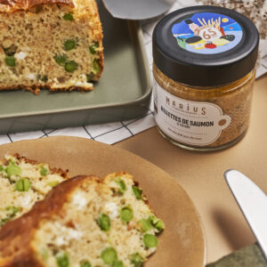 Recette cake saumon, aneth, feta, petits pois - MARiUS l'épicerie inspirée